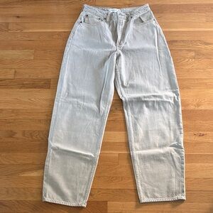 Abercrombie & Fitch High Rise Taper Jean in Light Tan